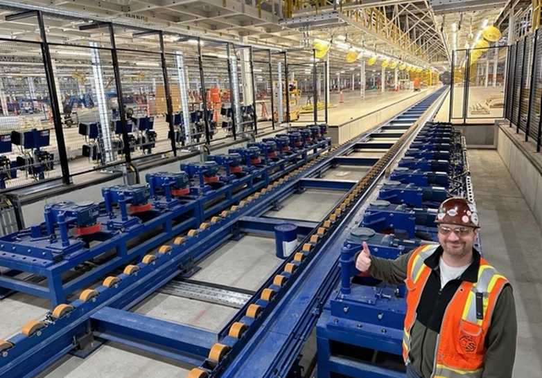 Automotive skillet conveyor line on the production floor